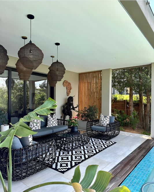 How To Accessorize Your Patio - Tru Outdoor Luxury
