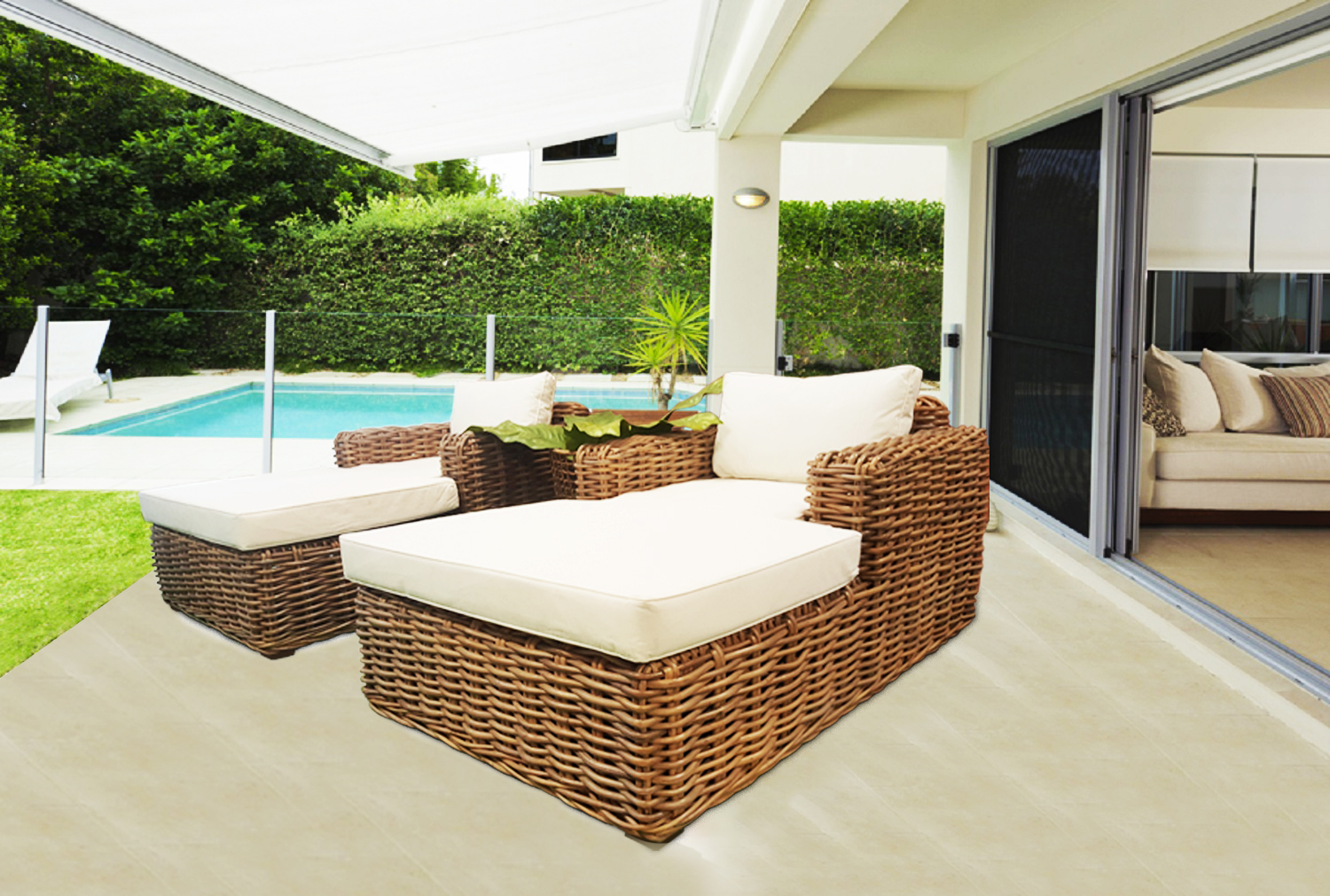 Tru Outdoor Luxury Mason Outdoor Sun Lounger with cushion (Colour Antique) product_description Daybeds, Loungers and Swings.
