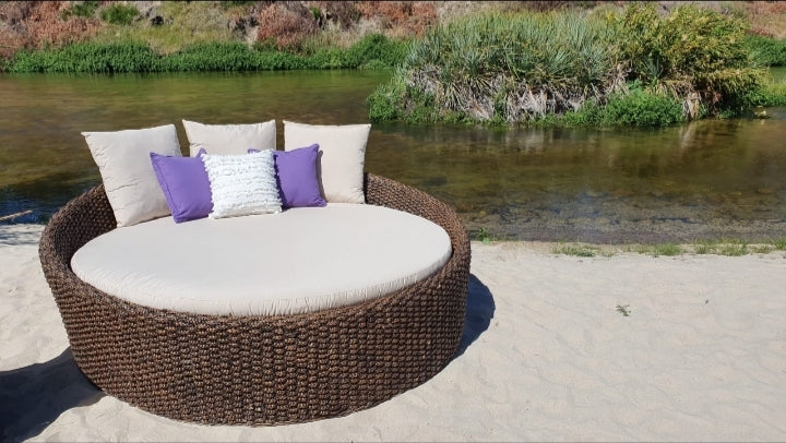 Lara Outdoor Daybed with cushions (Colour Antique)
